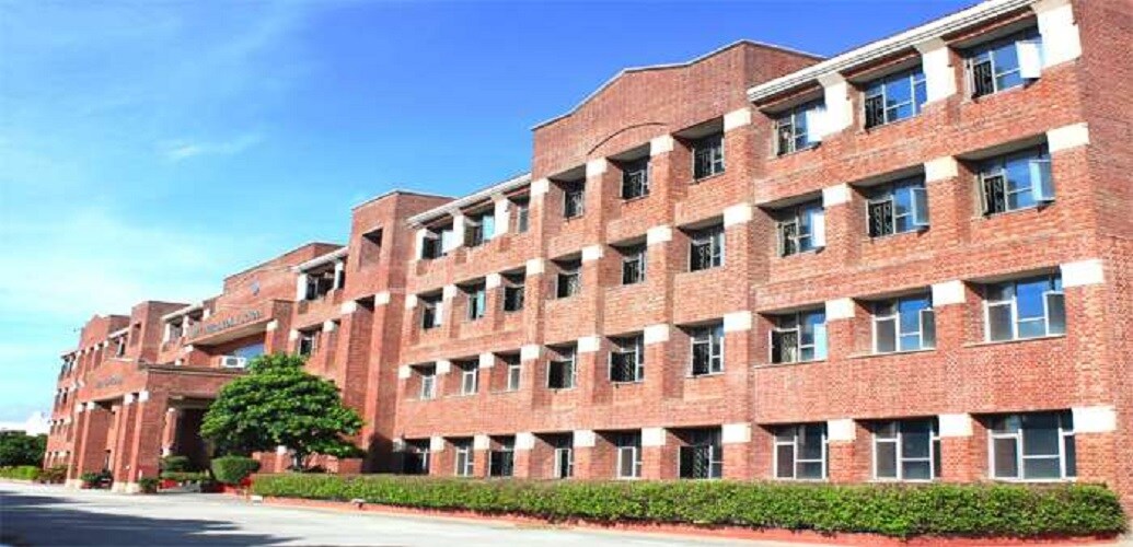 Amity International School Sector 46