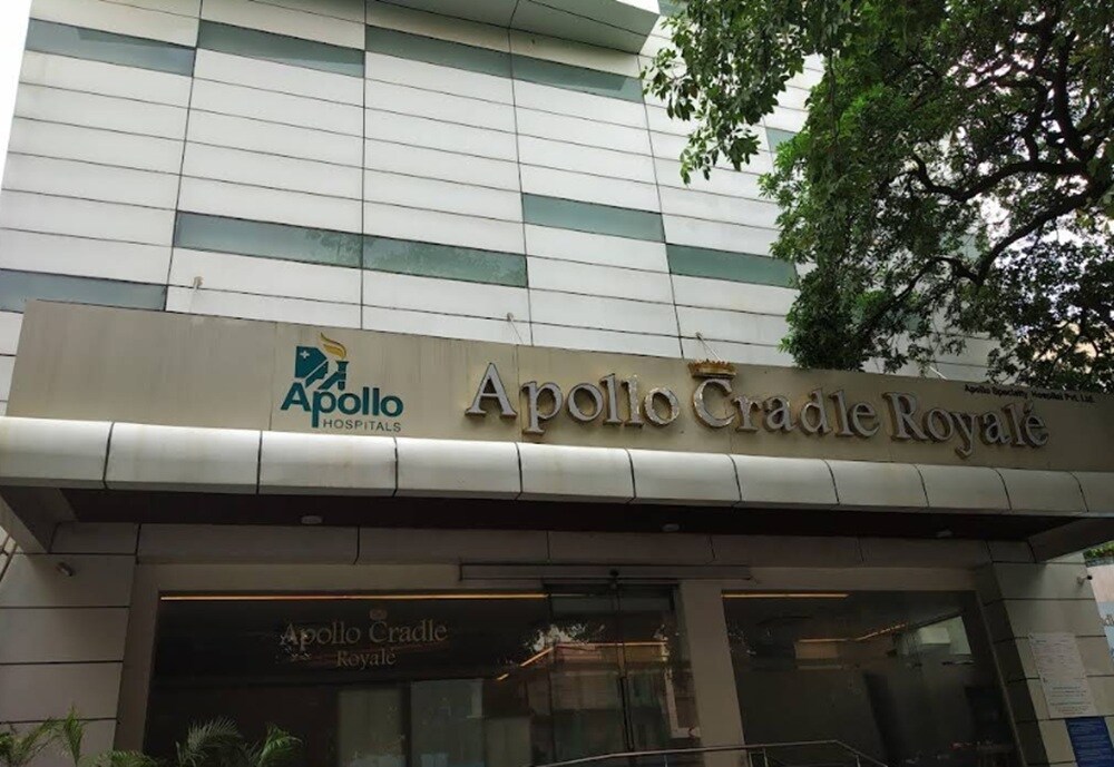 Apollo Cradle Royale Kalkaji