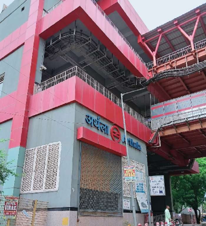 Arthala Metro Station,  Mohan Nagar