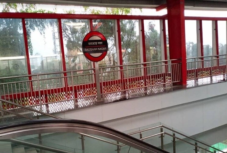 Badshah Nagar Metro Station Mahanagar