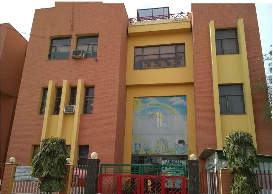 Blossoms Primary School,  Sector 3