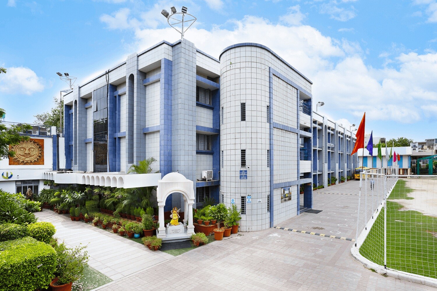 Blue Bells Model School Sector 4