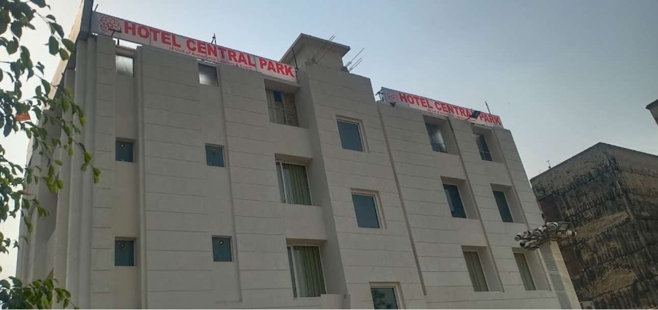 Central Park Hotel And Banquet,  Anand Vihar