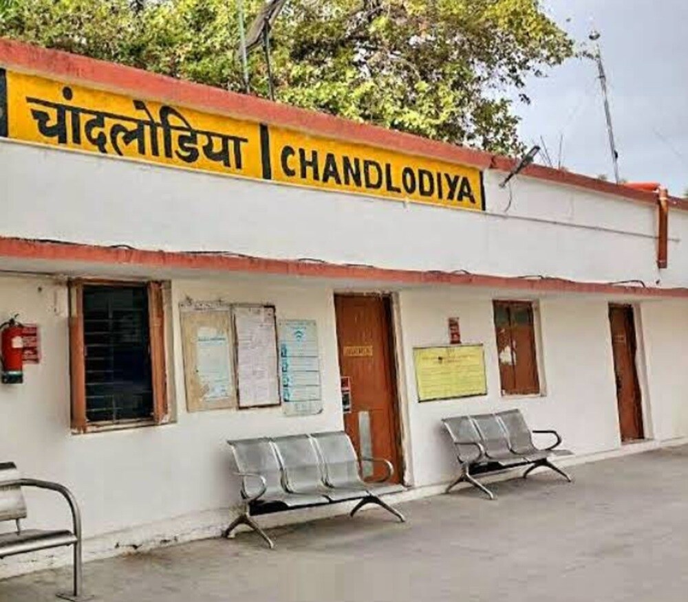 Chandlodiya Railway Station Chandlodia