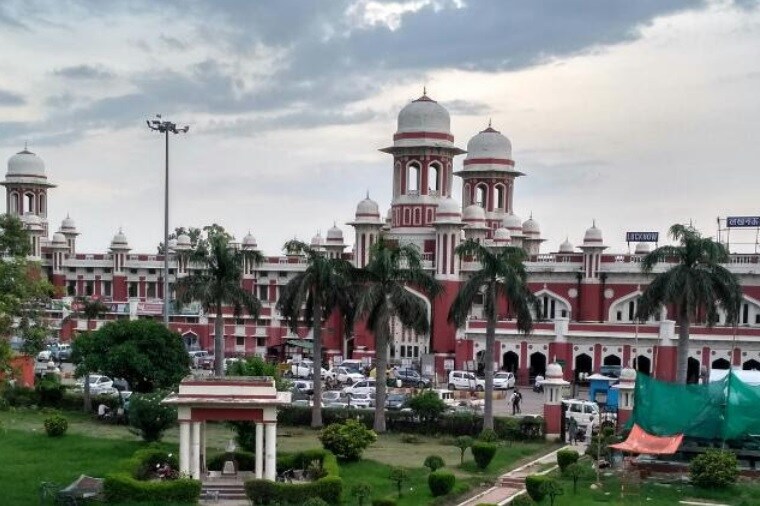 Charbagh Railway Station Anand Nagar