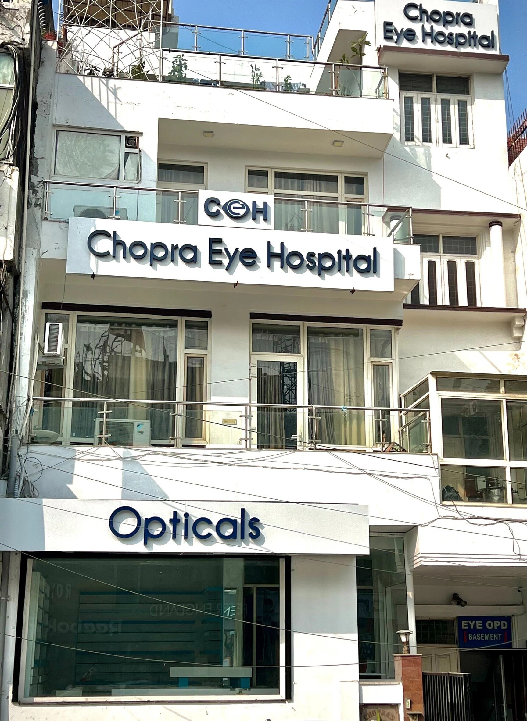 Chopra Eye Hospital Rohini Sector 8