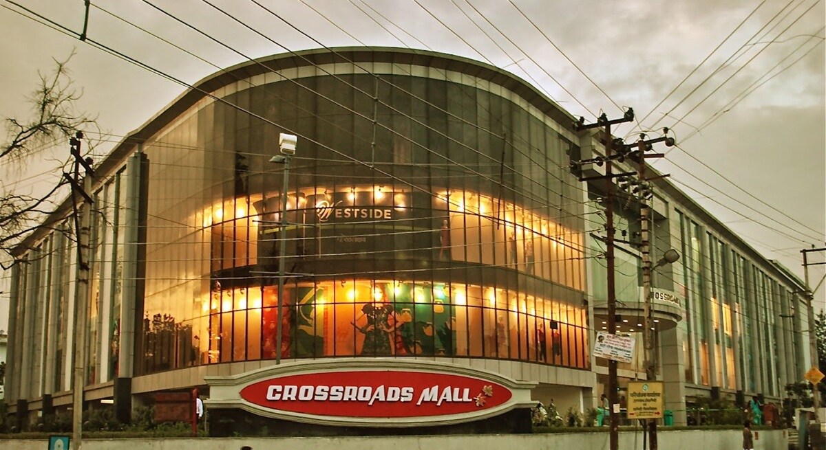 Cross Road Mall Subhash Road
