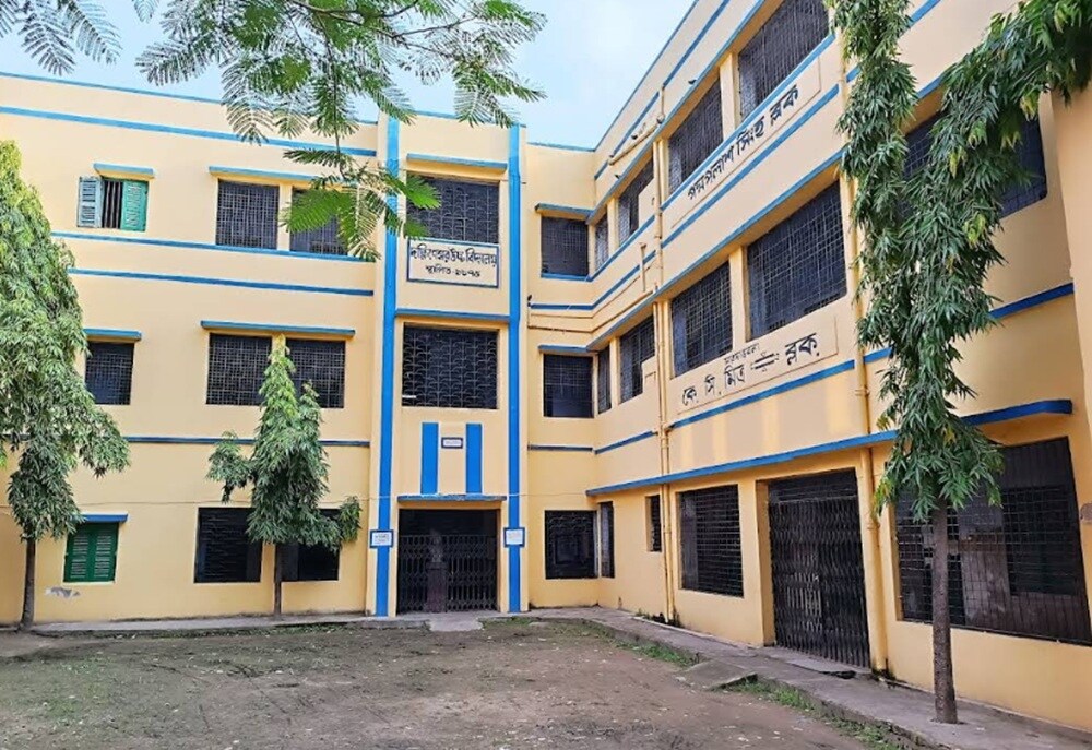 Dakhineshwar High School Ariadaha