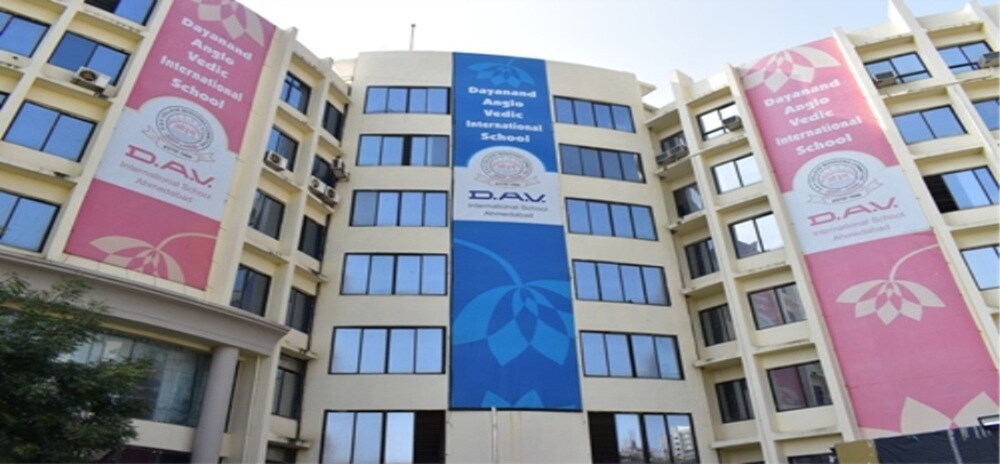DAV International School Makarba