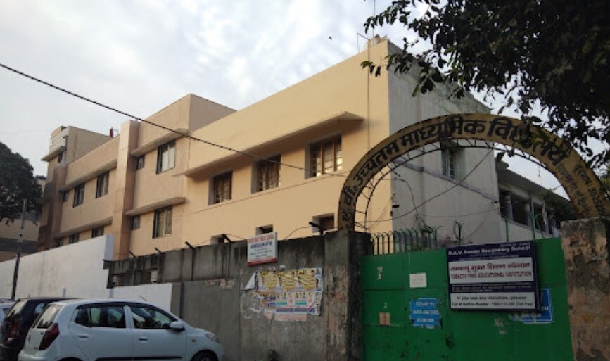 DAV Senior Secondary School Jhandewalan