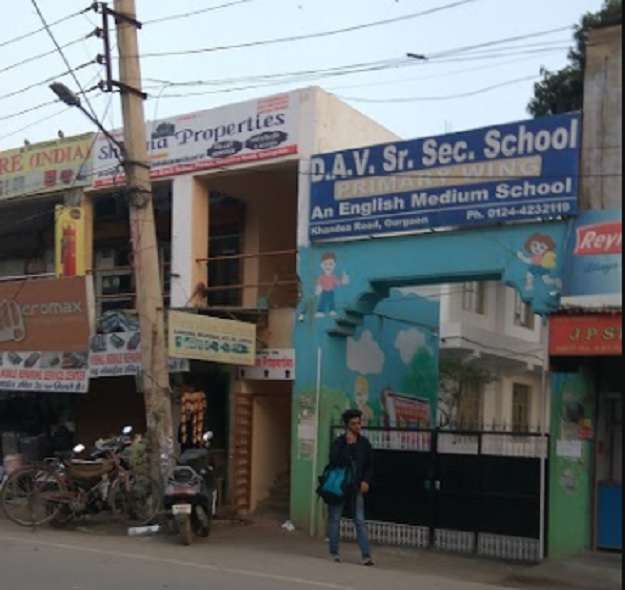 DAV Senior Secondary School,  Shanti Nagar