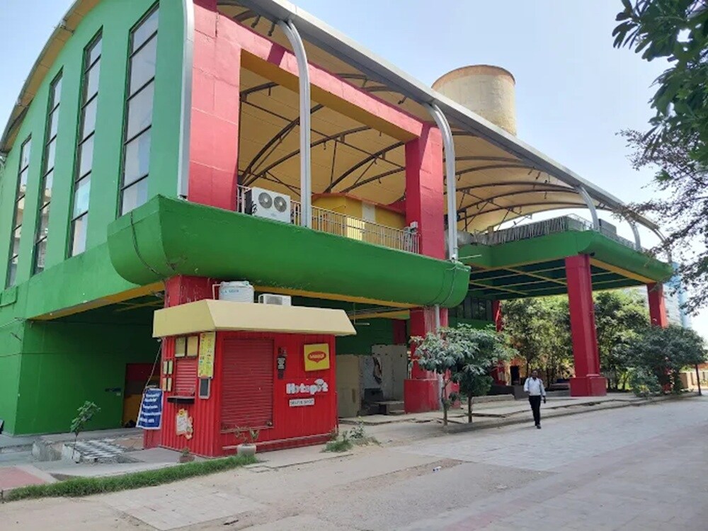 Dlf Phase III Rapid Metro Station Sector 24