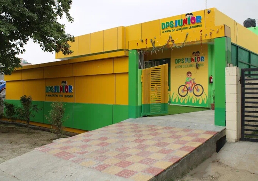 DPS Junior School Basai