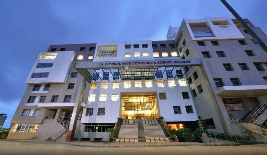 Dr DY Patil Arts And Commerce And Science College,  Akurdi