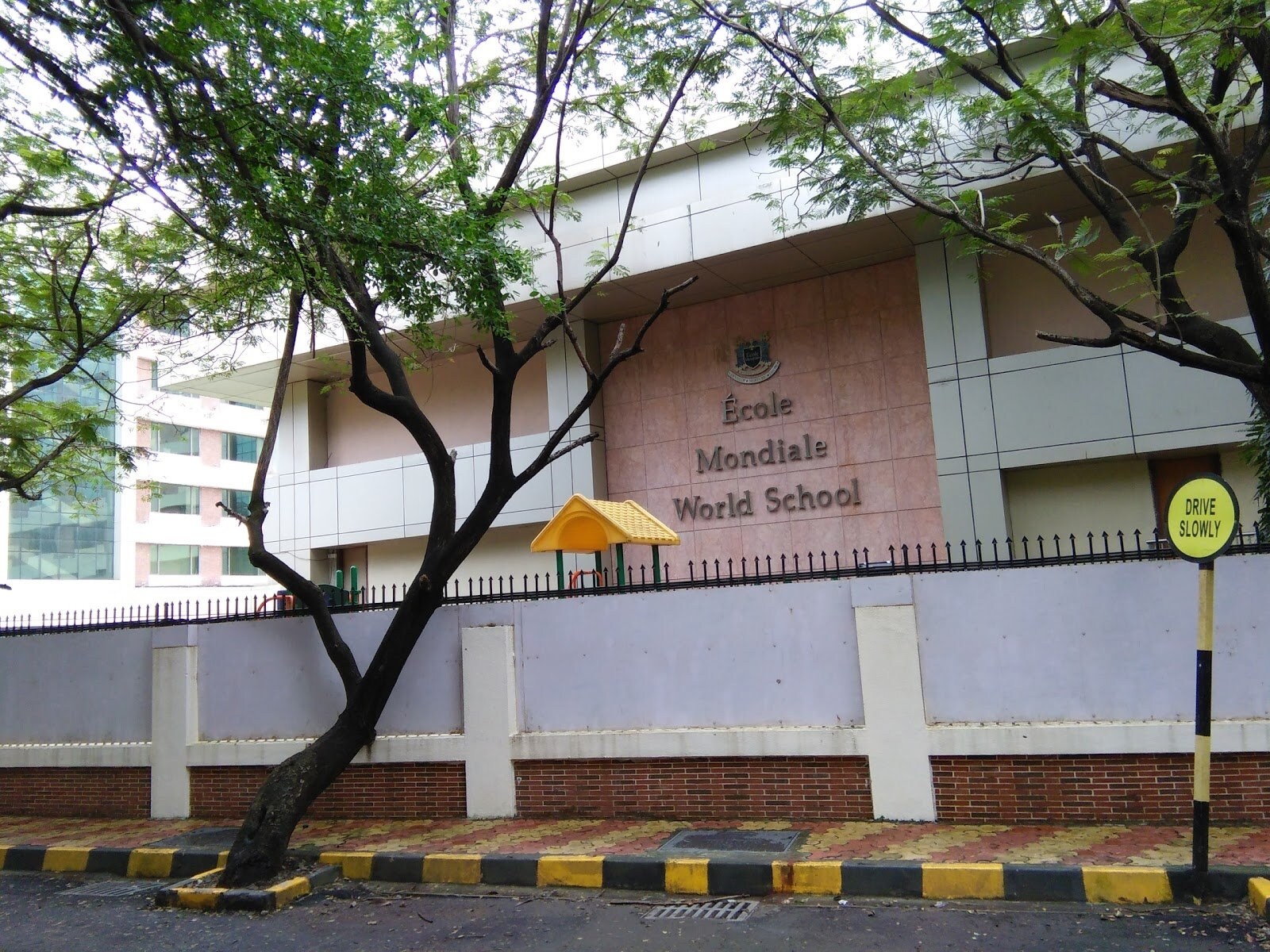 Ecole Mondiale World School Juhu