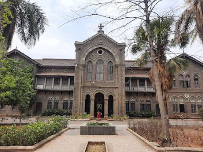 Fergusson College,  Deccan Gymkhana