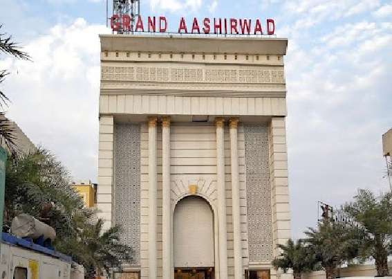 Grand Aashirwad,  Shalimar Garden