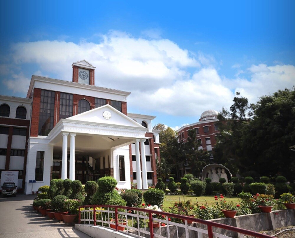 Graphic Era University Clement Town