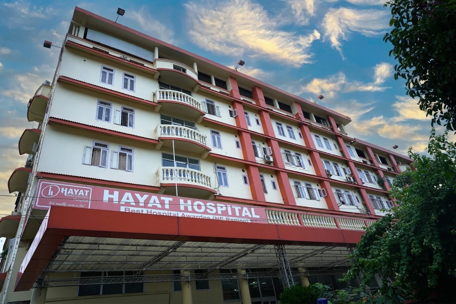 Hayat Hospital Lal Ganesh