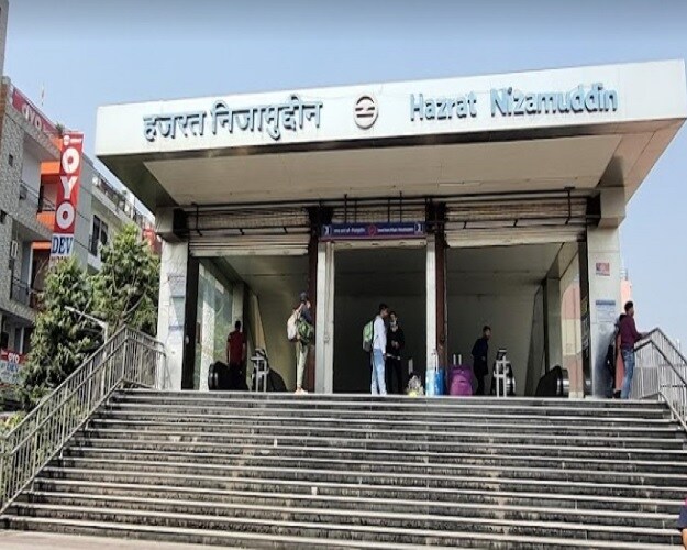 Hazrat Nizamuddin Metro Station Nizamuddin
