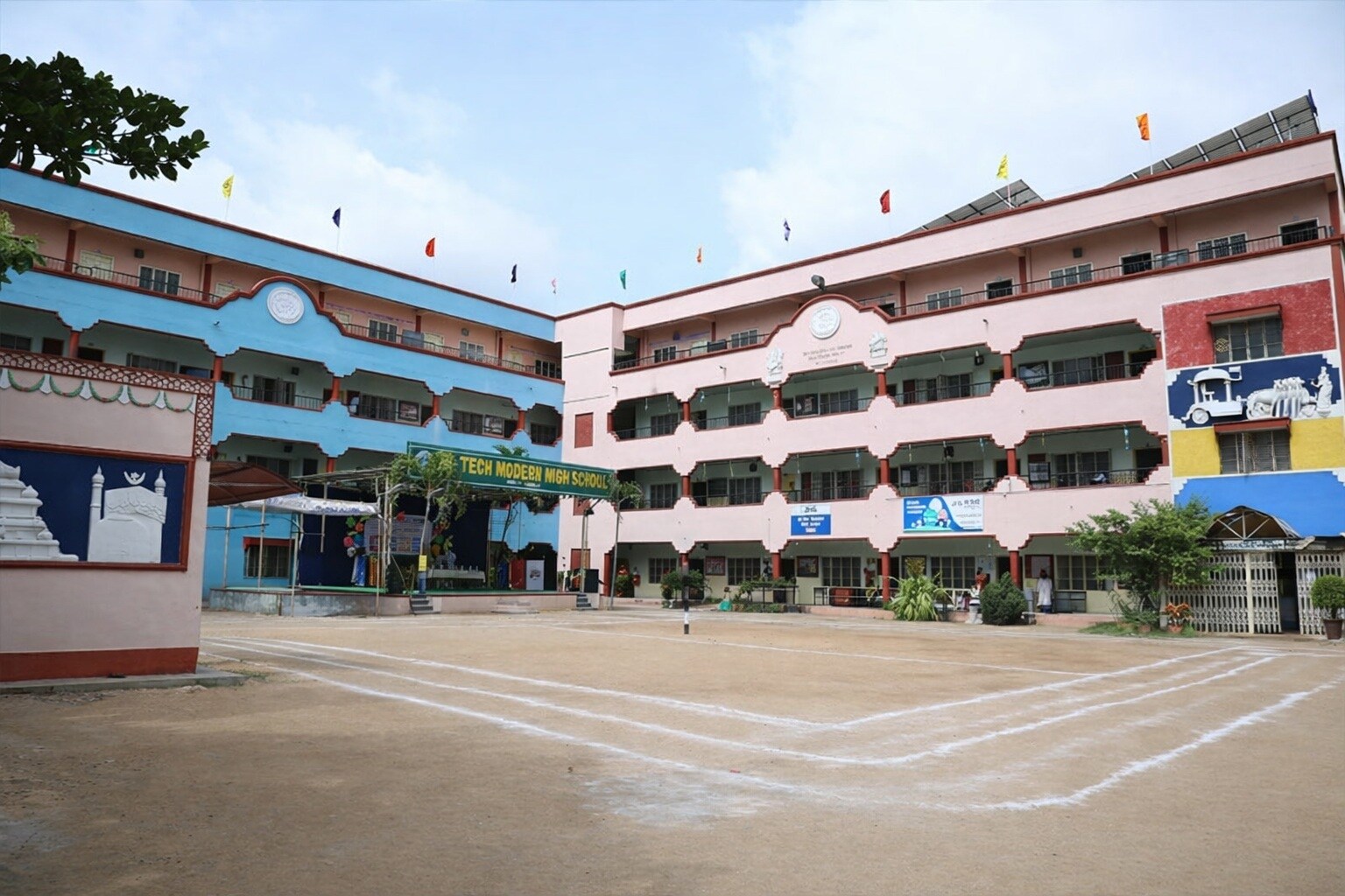 Hi Tech Modern School Old Bowenpally
