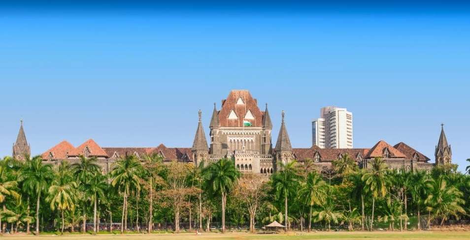 High Court Of Bombay,  Fort