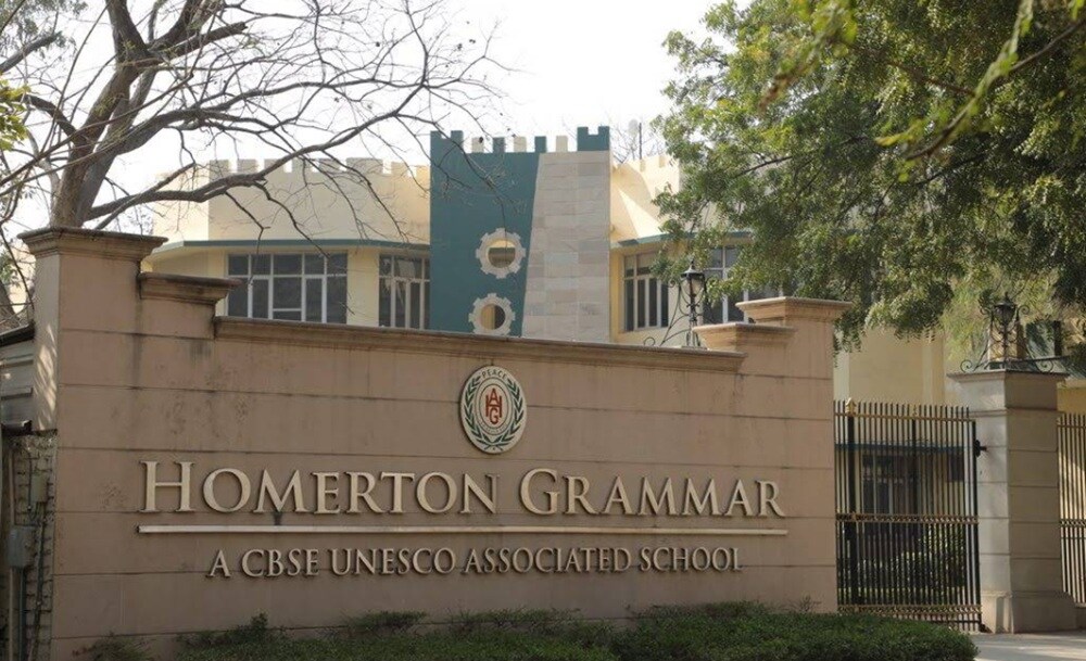 Homerton Grammar School Sector 21A