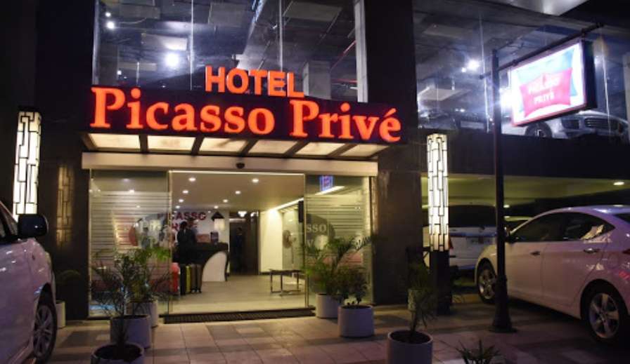 Hotel Picasso Prive,  Rajouri Garden