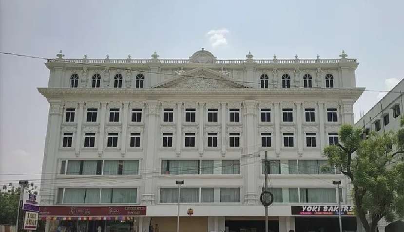 Hotel Shubham Palace,  Karmanghat