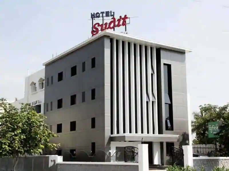 Hotel Sudit Executive,  Baramati