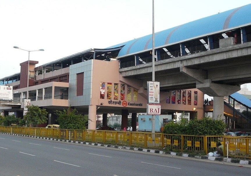 Kaushambi Metro Station Anand Vihar