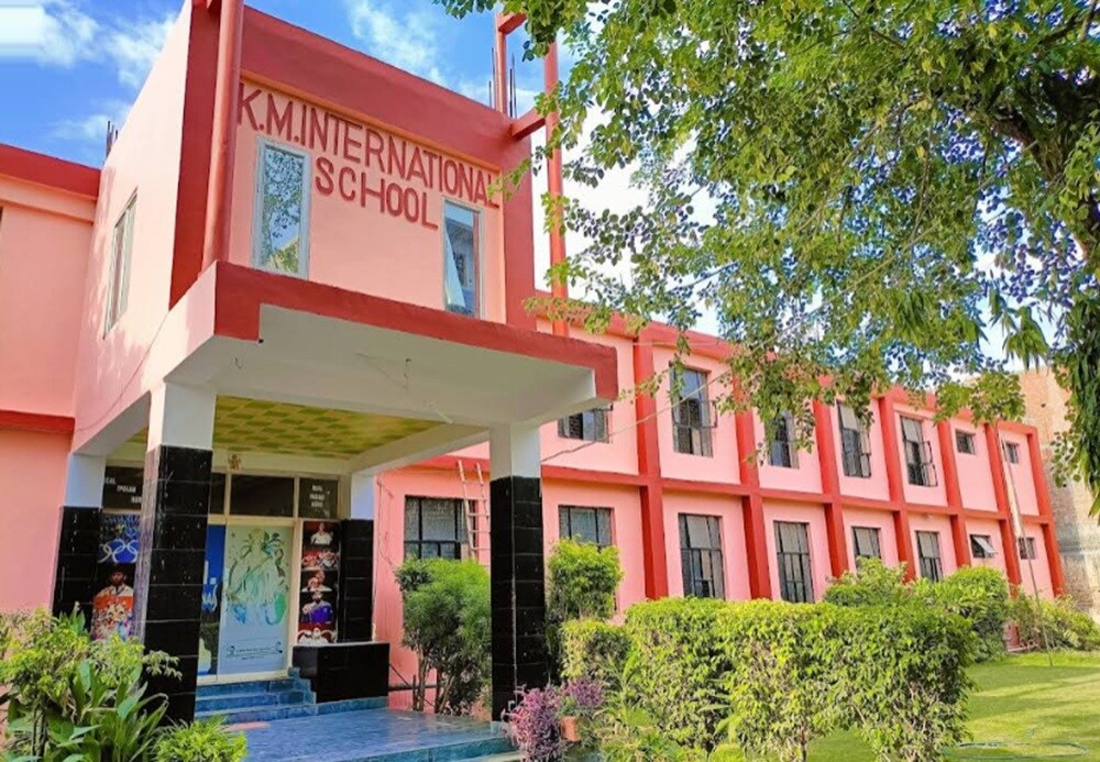KM International School Hastsal