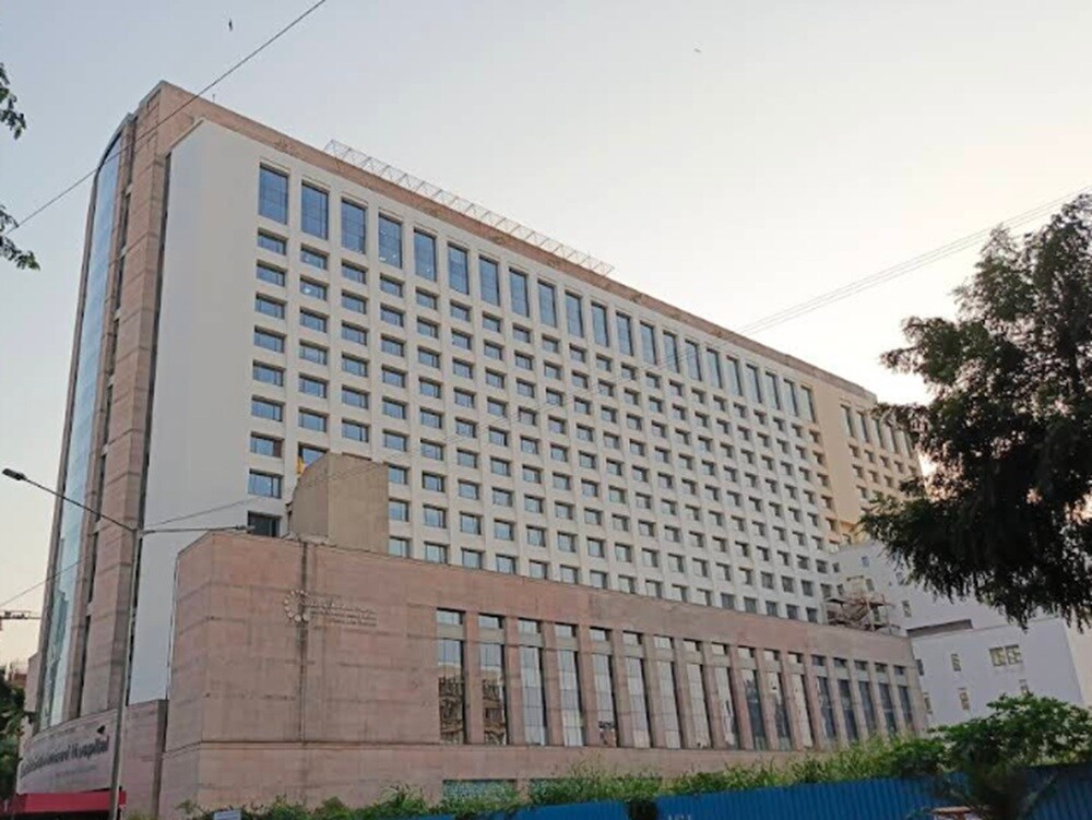 Kokilaben Dhirubhai Ambani Blood Bank Andheri West