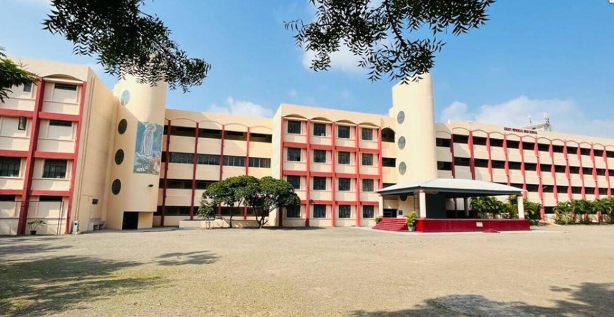 Kroot Memorial School Wanowrie