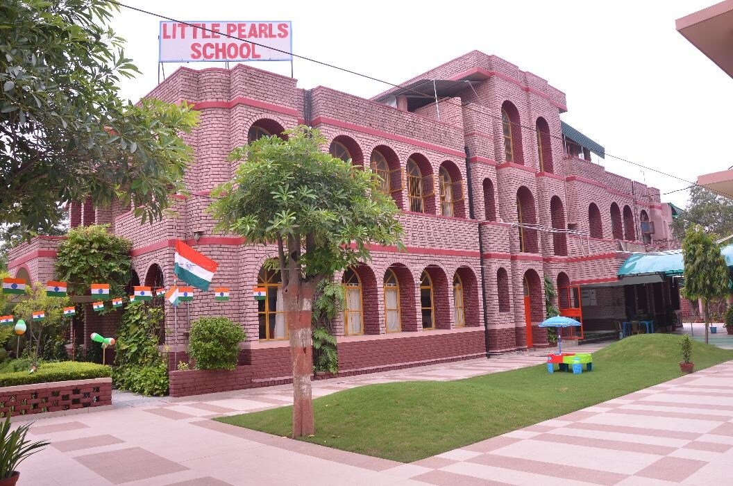 Little Pearl School Sector 29