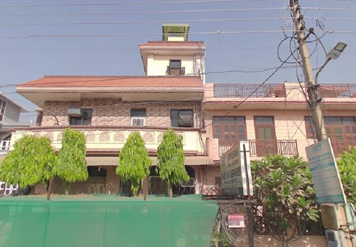 Manthan Hospital Sector 21