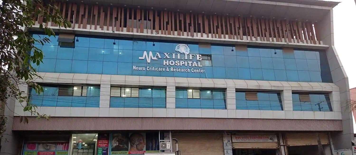 Maxilife Hospital,  Ulhasnagar
