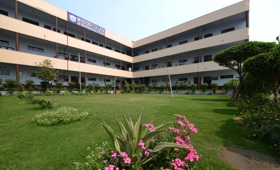 Modern College of Law,  Mohan Nagar