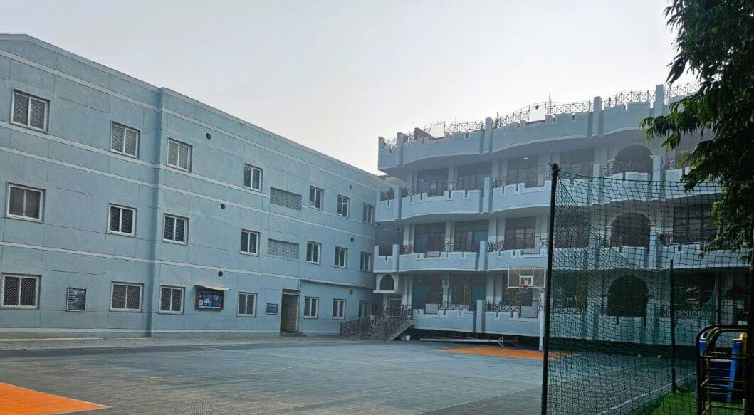 Modern Era Convent Senior Sec School Janakpuri