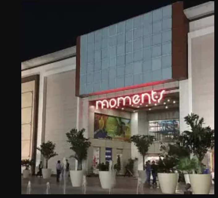 Moments Mall,  Kirti Nagar