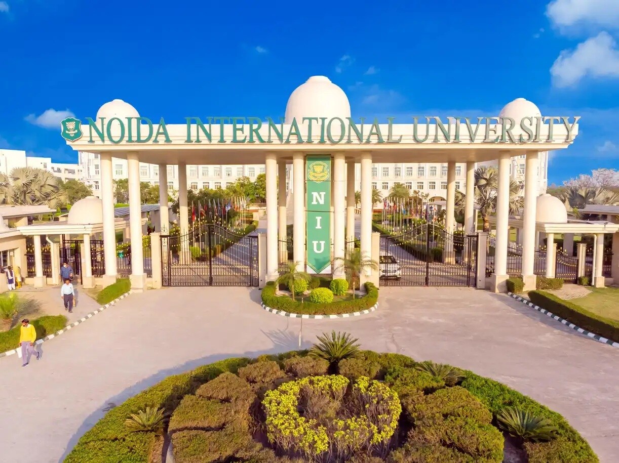 Noida International University Sector 17A Yamuna Expressway