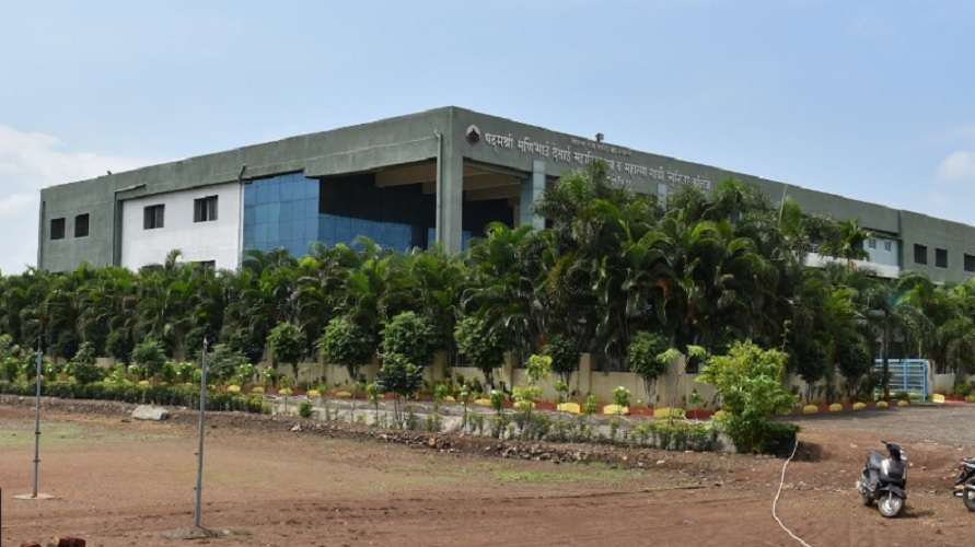 Padmashri Manibhai Desai College,  Uruli Kanchan
