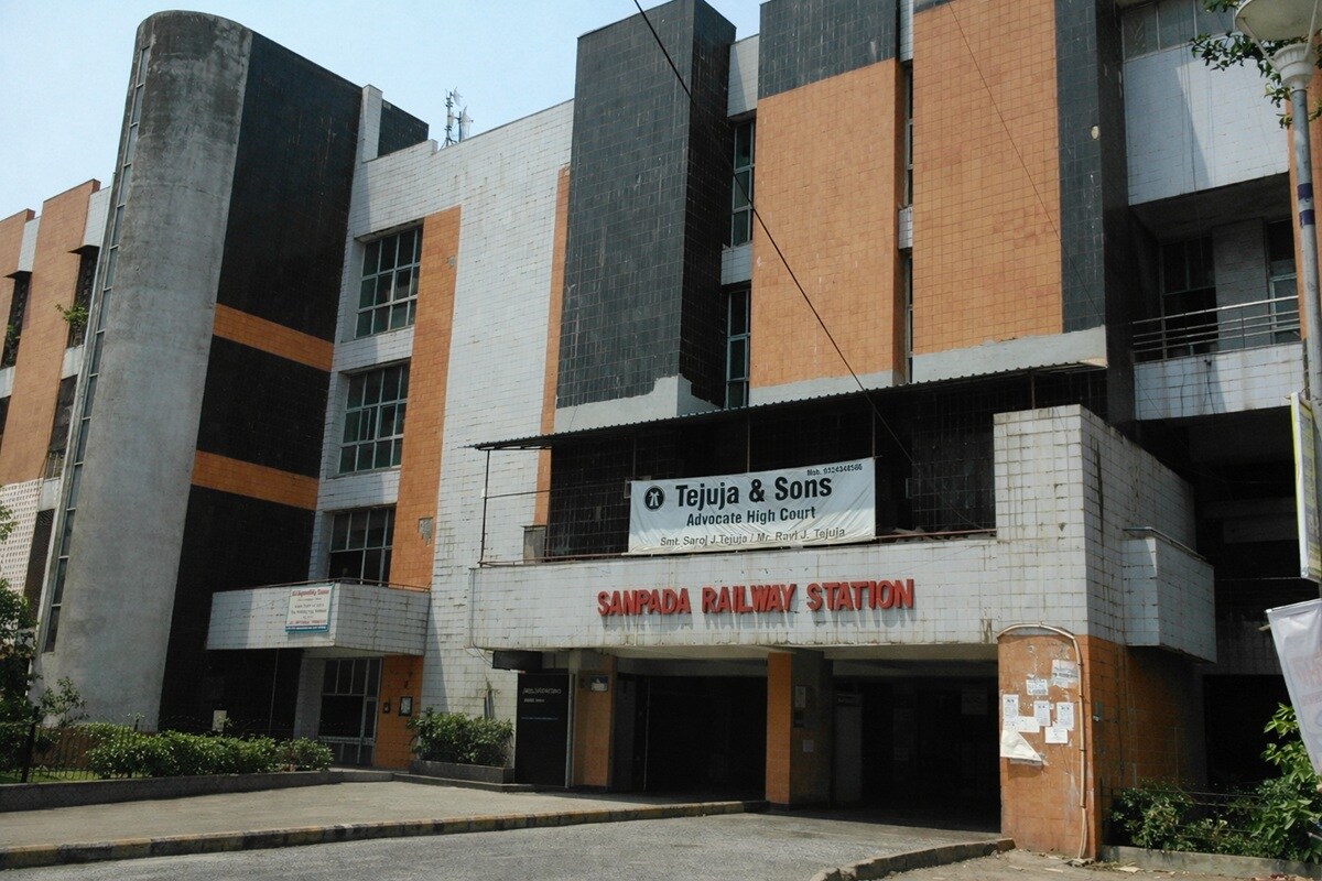 Sanpada Railway Station Sanpada