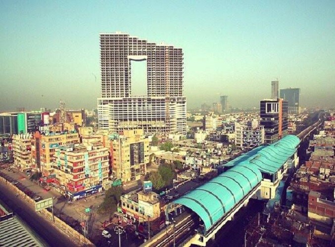 Sector 18 Metro Station Noida Greater Noida Expressway