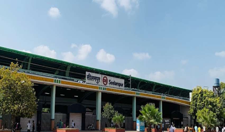 Seelampur Metro Station,  Seelampur