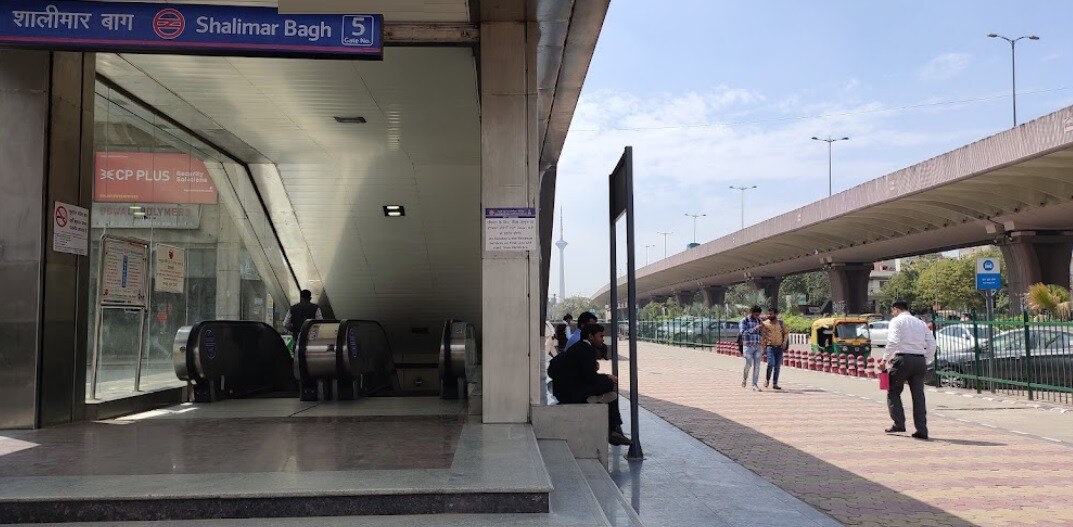 Shalimar Bagh Metro Station Shalimar Bagh