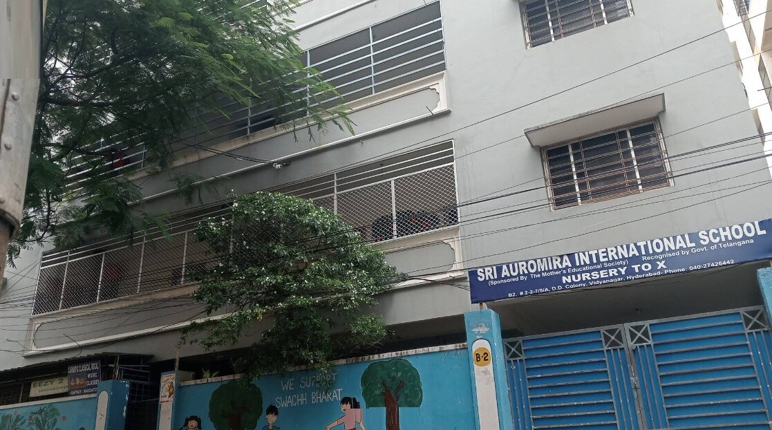 Sri Auro Mira International School Amberpet