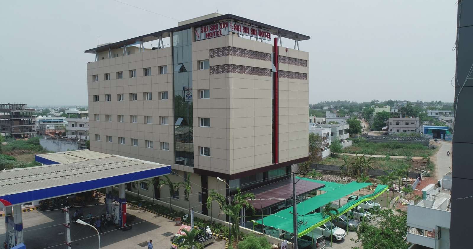 Sri Sri Sri Hotel,  Khammam