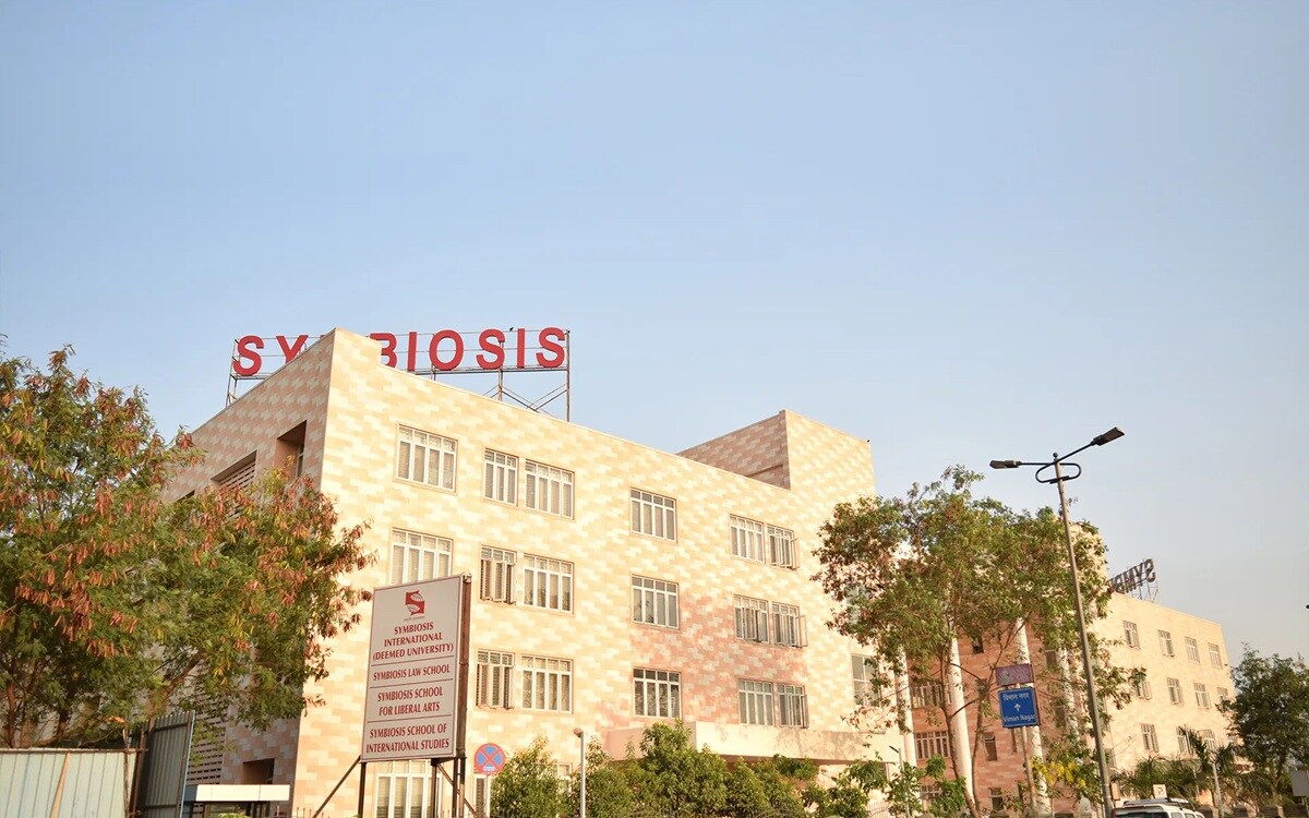 Symbiosis Law School Pune international Airport