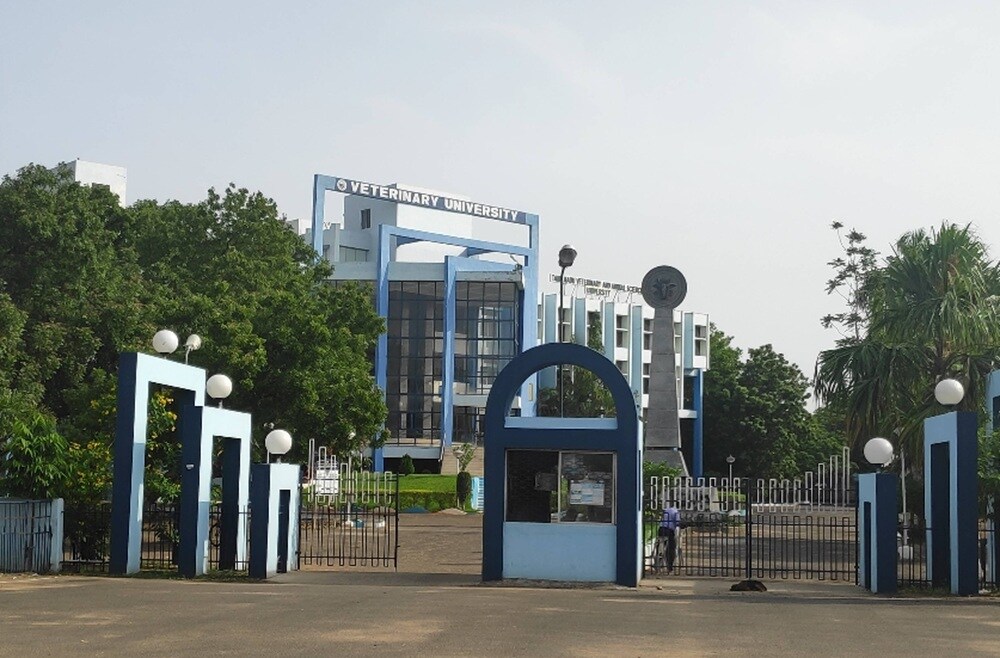 Tamilnadu Veterinary And Animal Sciences University Choolai